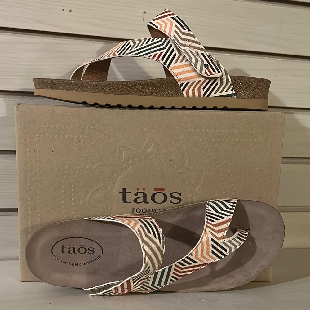 Taos Leather Lola Sandal in Geometric Multi Print